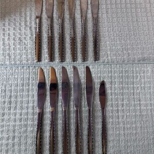 International Silver 11 knives plus smaller knife Stainless Taiwan